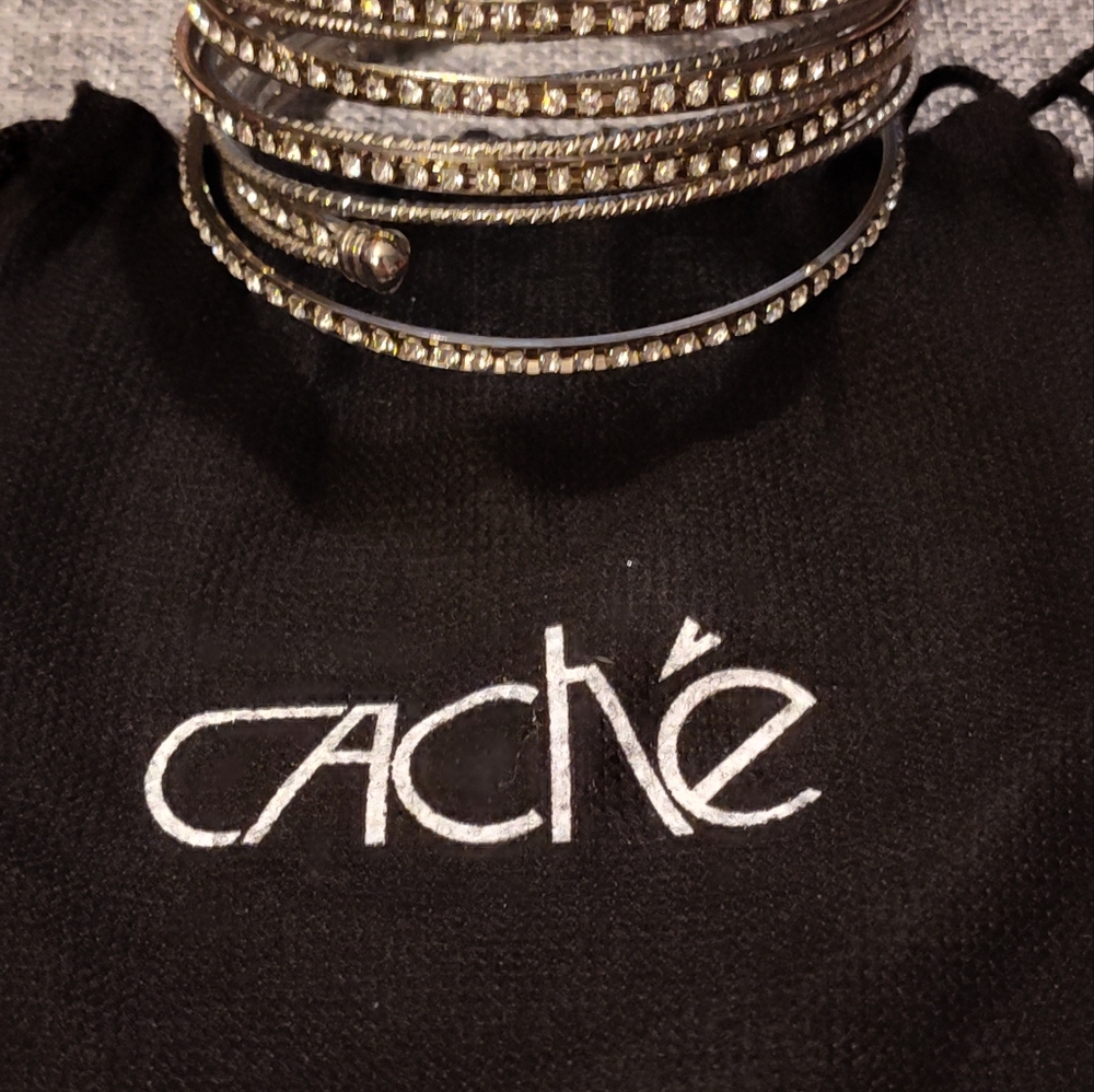 Cache Bracelet - Picture 2 of 9
